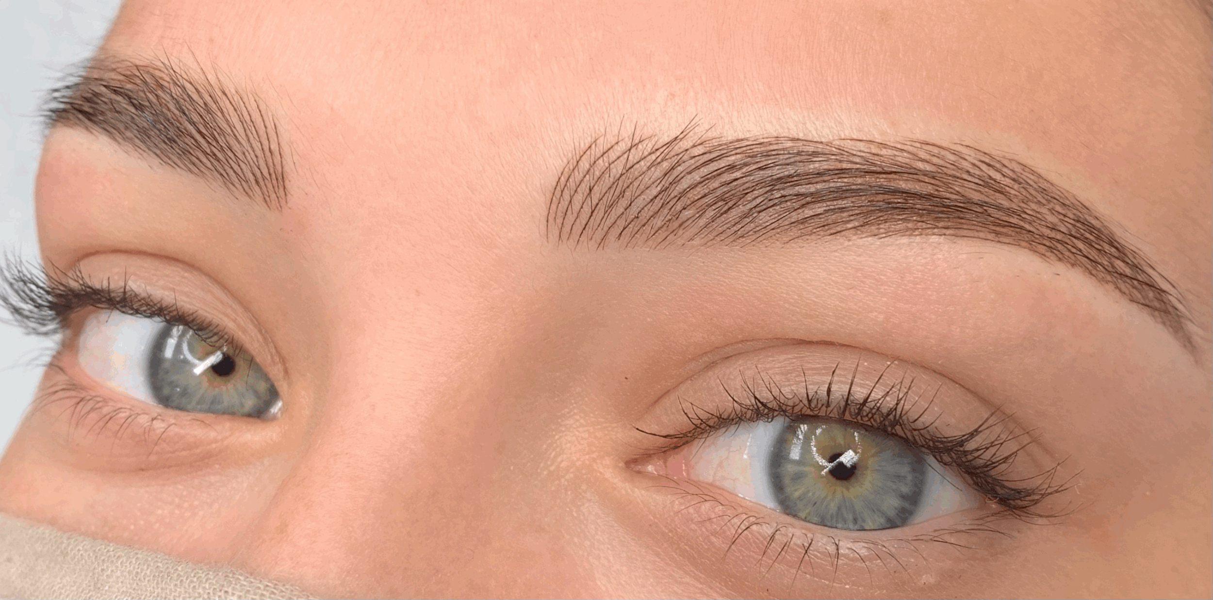 Microblading Eyebrows
